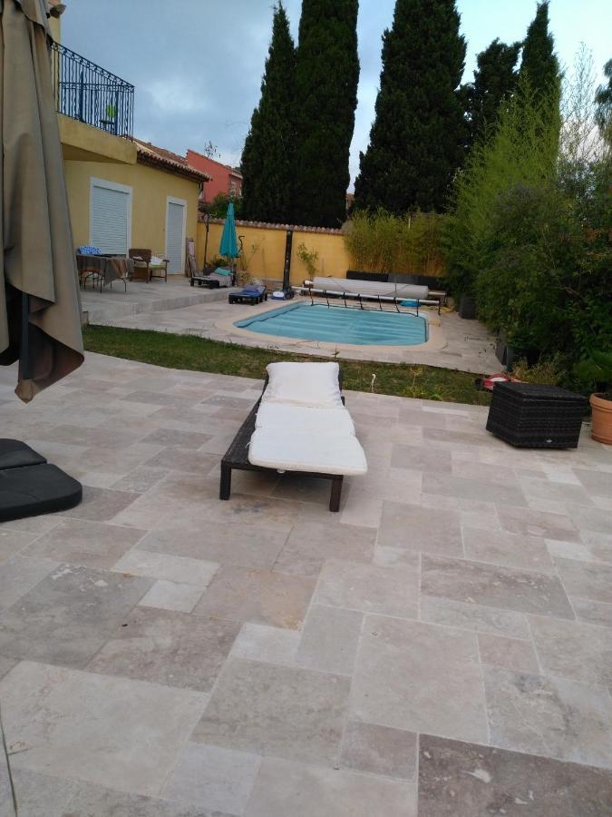 Chambres De La Terre Blanche Sanary-sur-Mer Luaran gambar