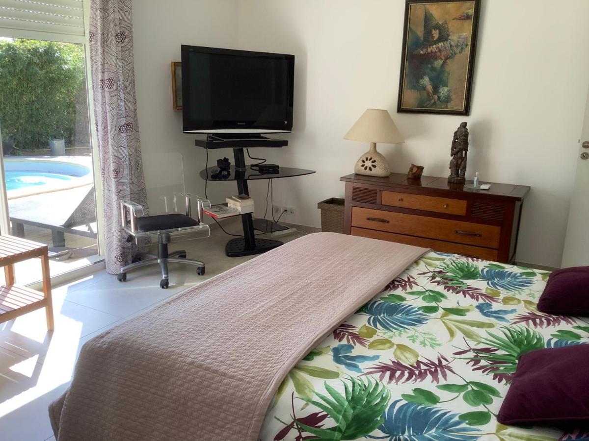 Chambres De La Terre Blanche Sanary-sur-Mer Luaran gambar